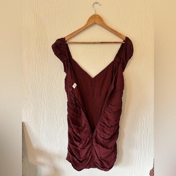 Wilfred Aritzia Brown Veda Ruched Off Shoulder Zip Up Bodycon Contour Mini Dress - Picture 8 of 17